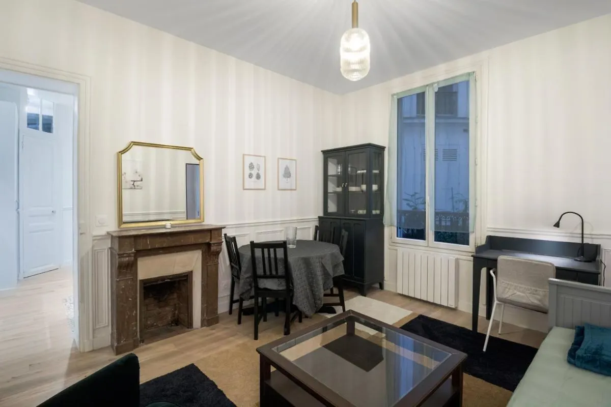 Apartman Au Coeur Des Batignolles -Bail Mobilite - 1 Chambre Párizs Franciaország