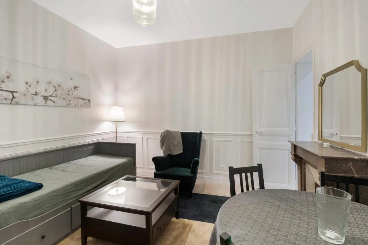 Apartman Au Coeur Des Batignolles -Bail Mobilite - 1 Chambre Párizs