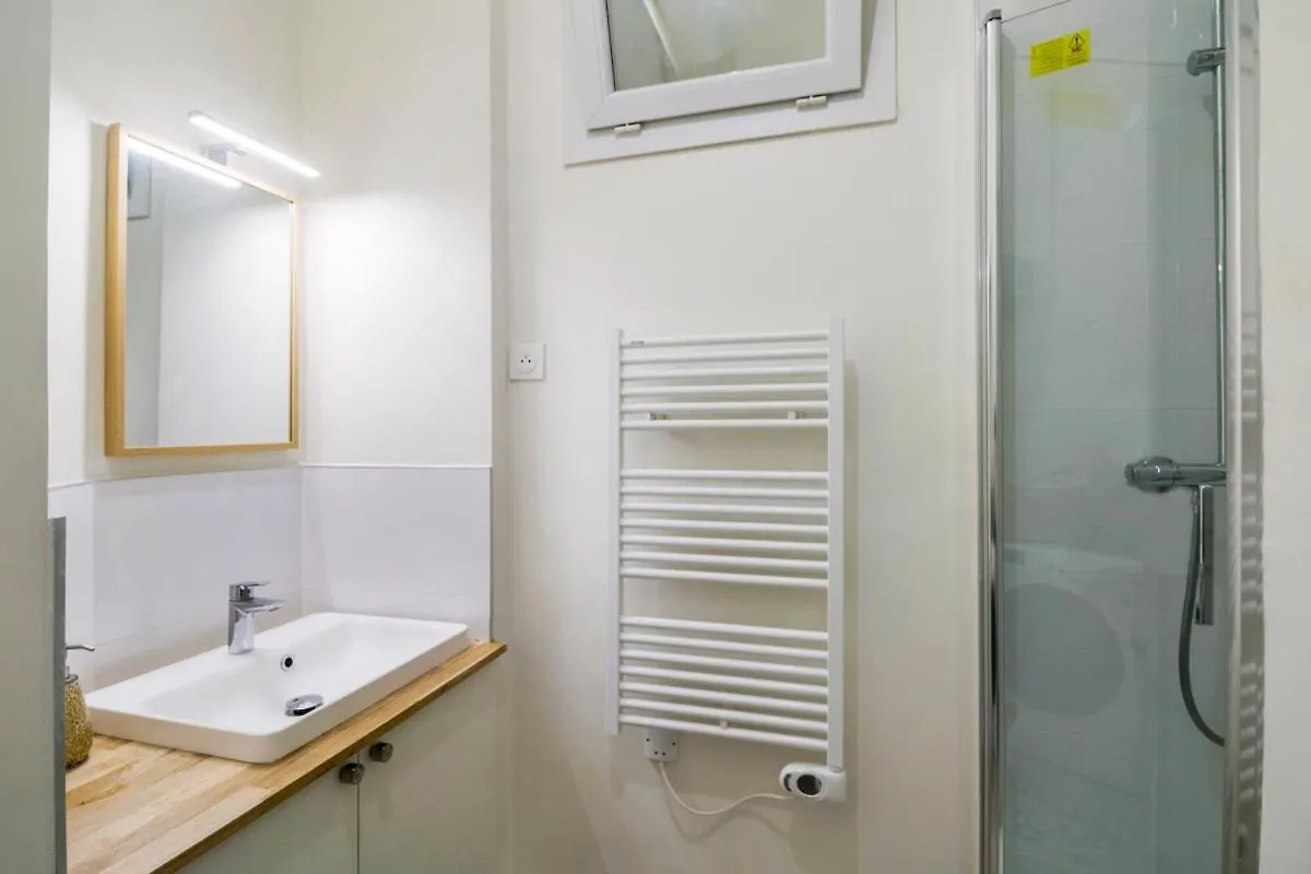 Au Coeur Des Batignolles -Bail Mobilite - 1 Chambre Paris France